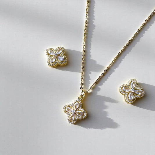 Golden Floral Pendant Set